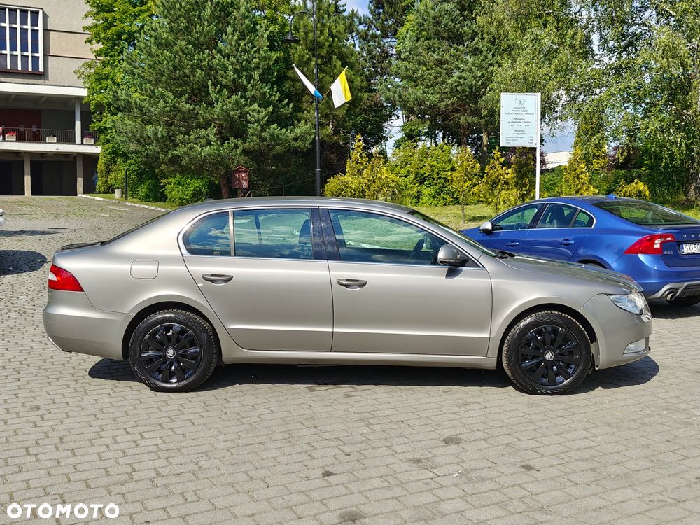 Skoda Superb 1.9 TDI Greenline - 2