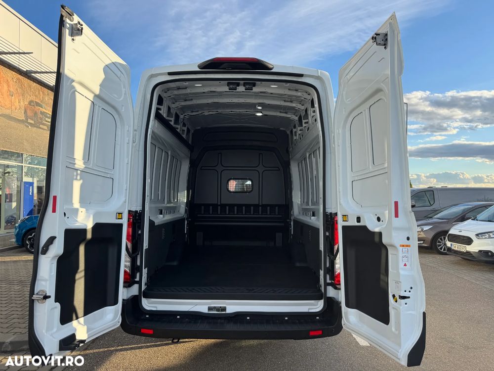 Ford Transit DCIV - 4