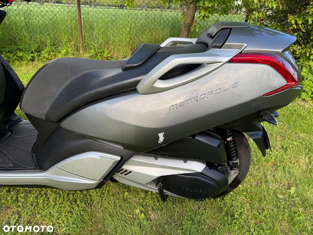 Peugeot Metropolis - 22