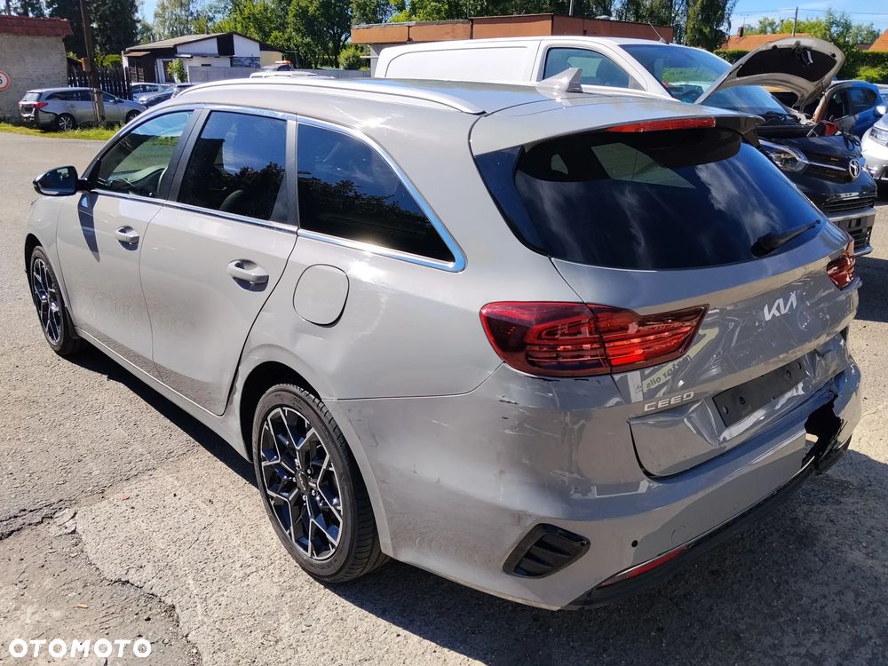 Kia Ceed - 3