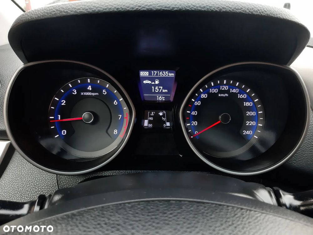 Hyundai i30 blue Kombi 1.4 YES Gold - 21