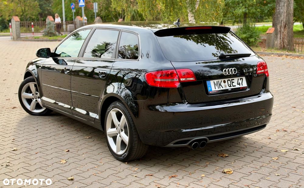 Audi A3 Sportback - 11