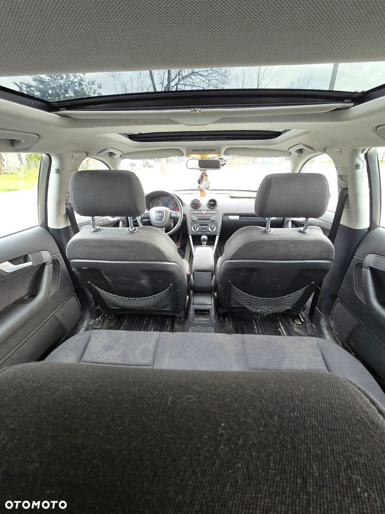 Audi A3 Sportback 2.0 TDI DPF Ambiente - 16