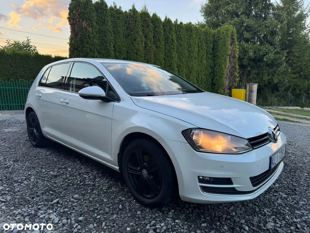 Volkswagen Golf 1.6 TDI BlueMot Comfortline - 2