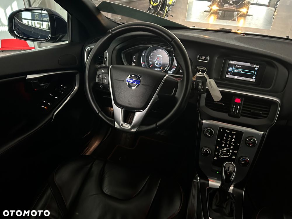 Volvo V40 D2 Drive-E Dynamic Edition - 18