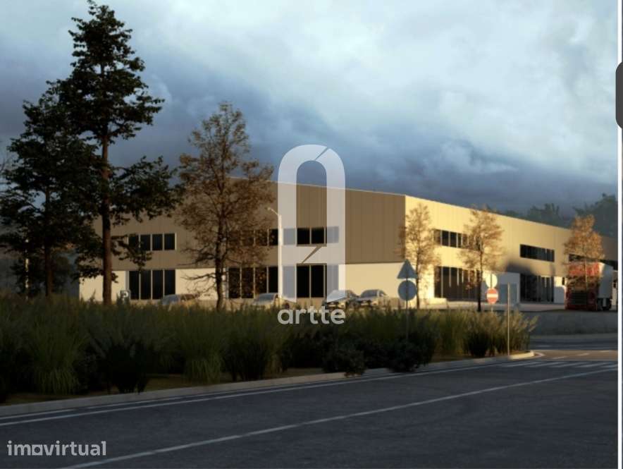 Armazém em Aveiro, Zona Industrial de Taboeira - Grande imagem: 2/6