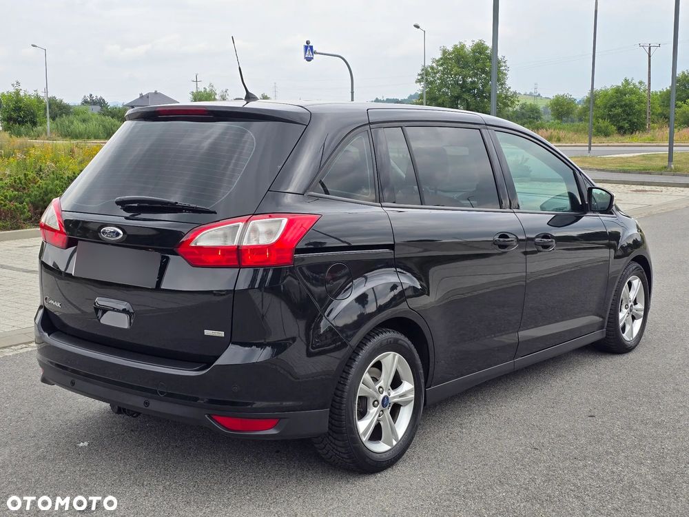 Ford Grand C-MAX - 4