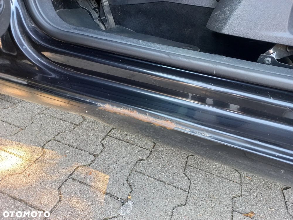 Volkswagen Golf - 8