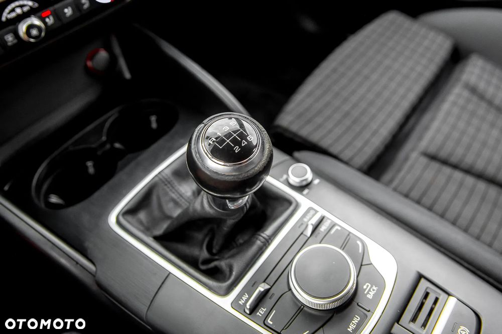 Audi A3 Sportback 2.0 TDI quattro S line Sportpaket - 29