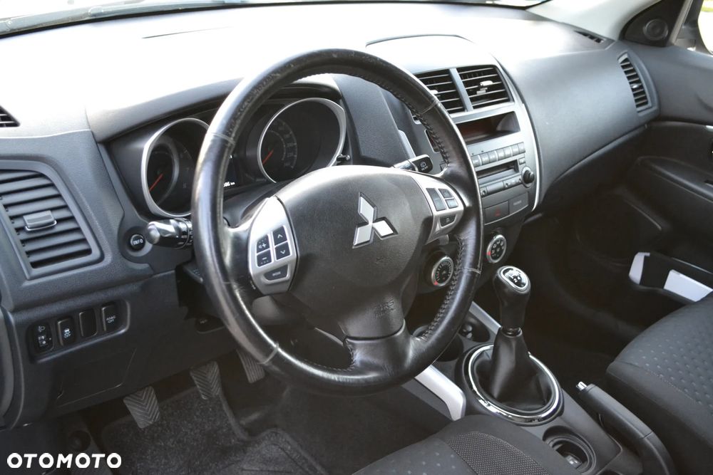 Mitsubishi ASX - 17