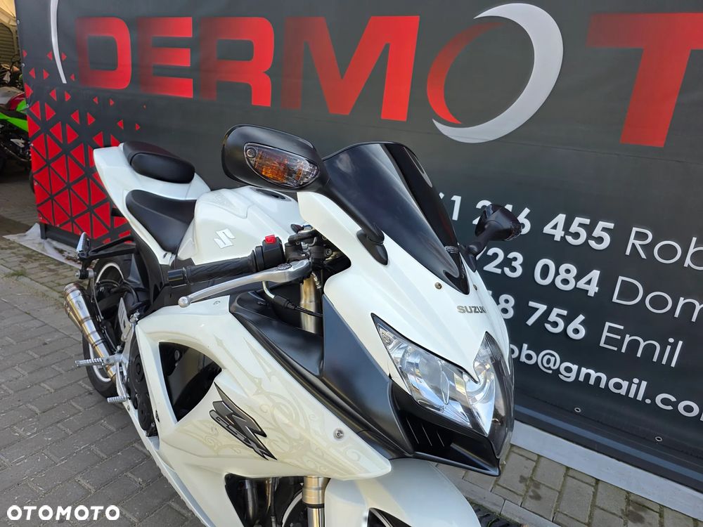 Suzuki GSX-R - 28