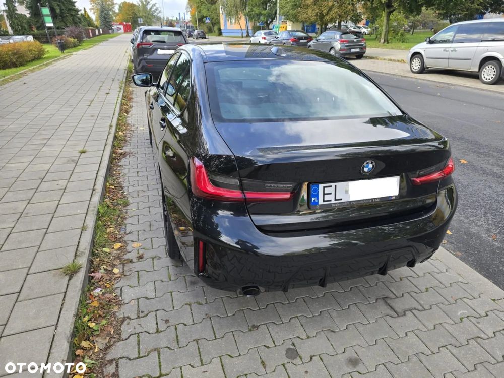 BMW Seria 3 318i M Sport - 2