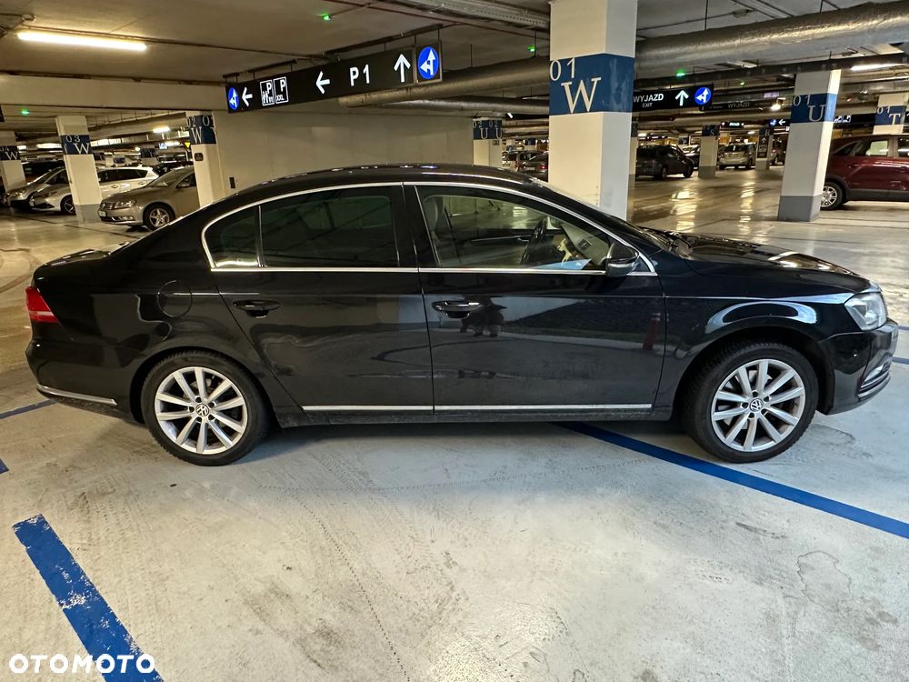 Volkswagen Passat 2.0 TSI Highline DSG - 2