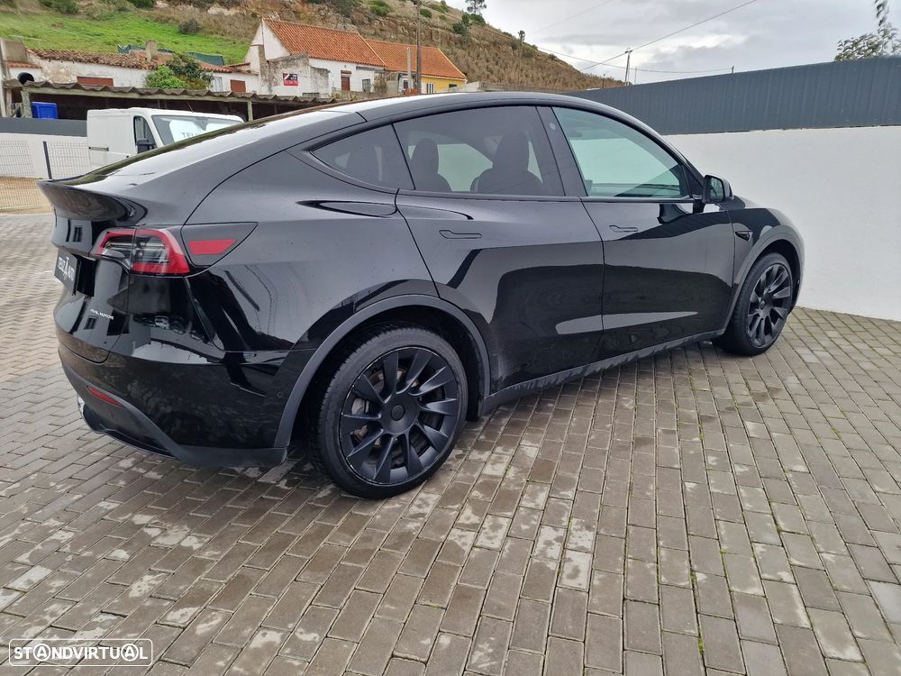 Tesla Model Y Long Range Dual Motor AWD - 9