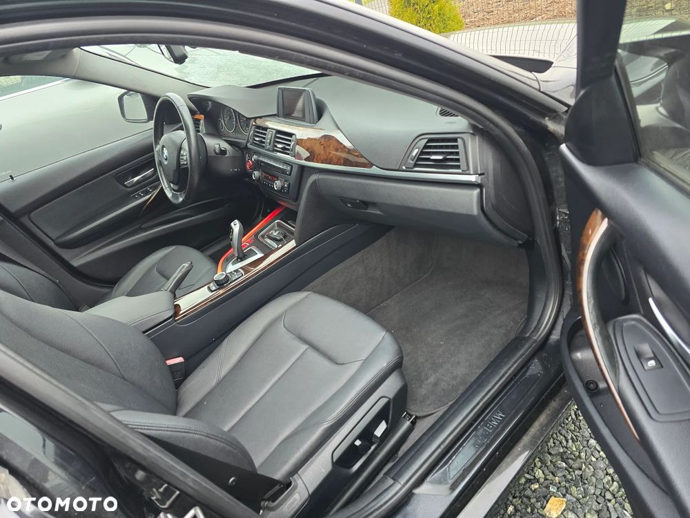 BMW Seria 3 328i xDrive Sport-Aut Modern Line - 5