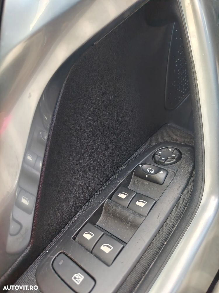 Peugeot 2008 BlueHDi FAP 120 STOP & START Crossway - 6