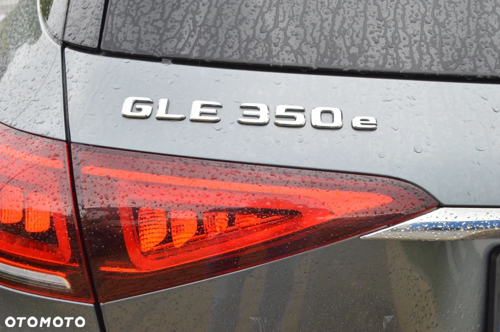 Mercedes-Benz GLE - 32