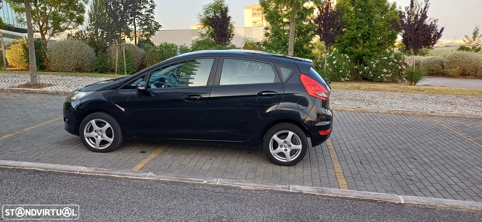 Ford Fiesta 1.4 TDCi Trend - 11