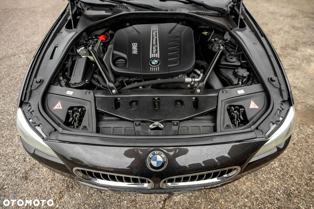 BMW Seria 5 530d Sport-Aut Luxury Line - 30