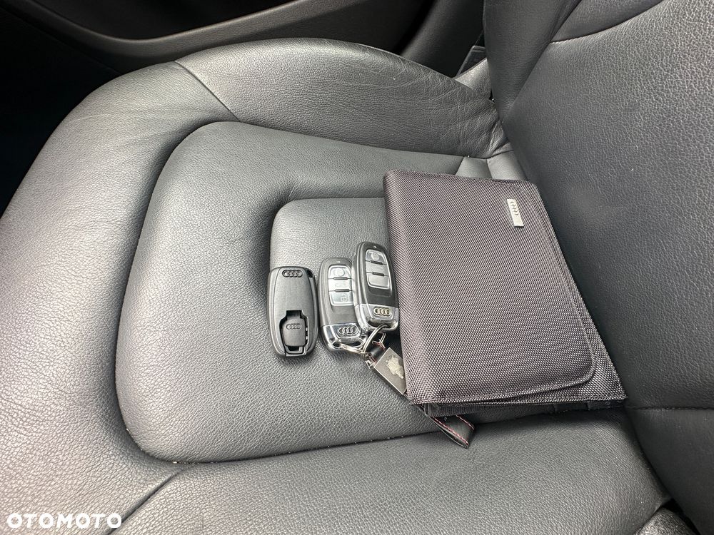 Audi A4 Avant 1.8 TFSI quattro S line Sportpaket - 31