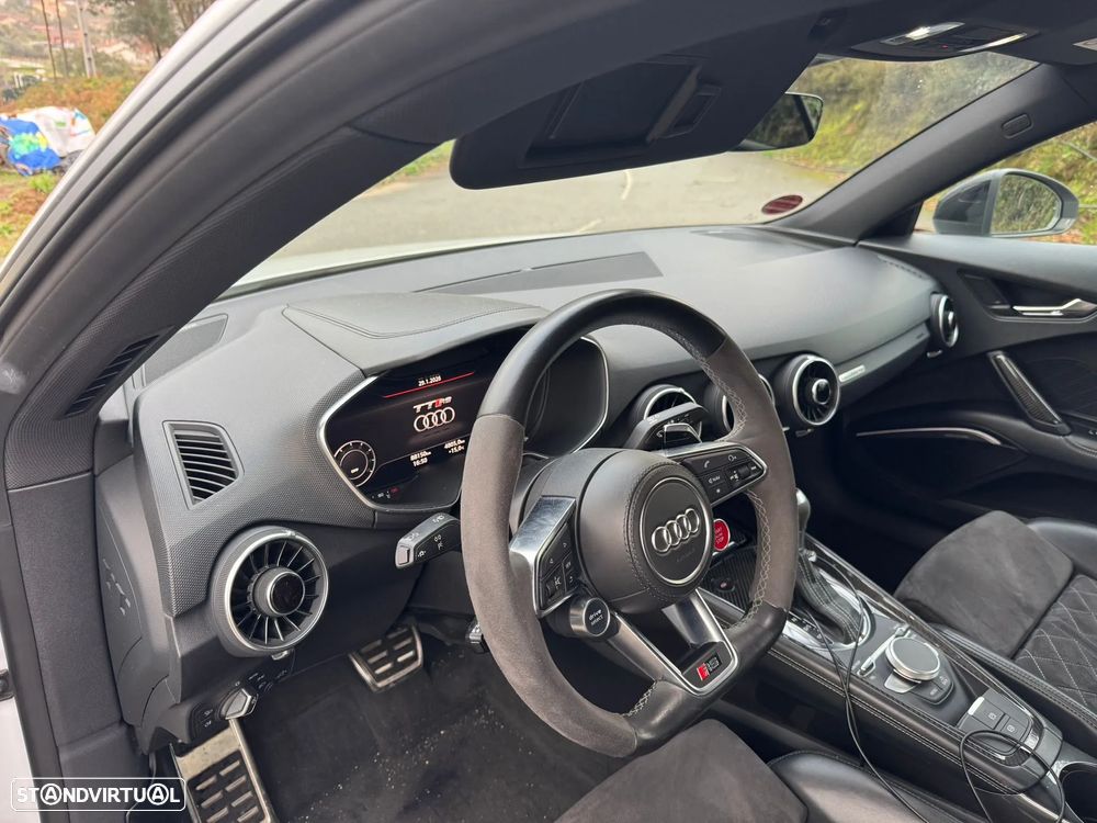Audi TT RS Coupé 2.5 TFSi quattro S tronic - 4