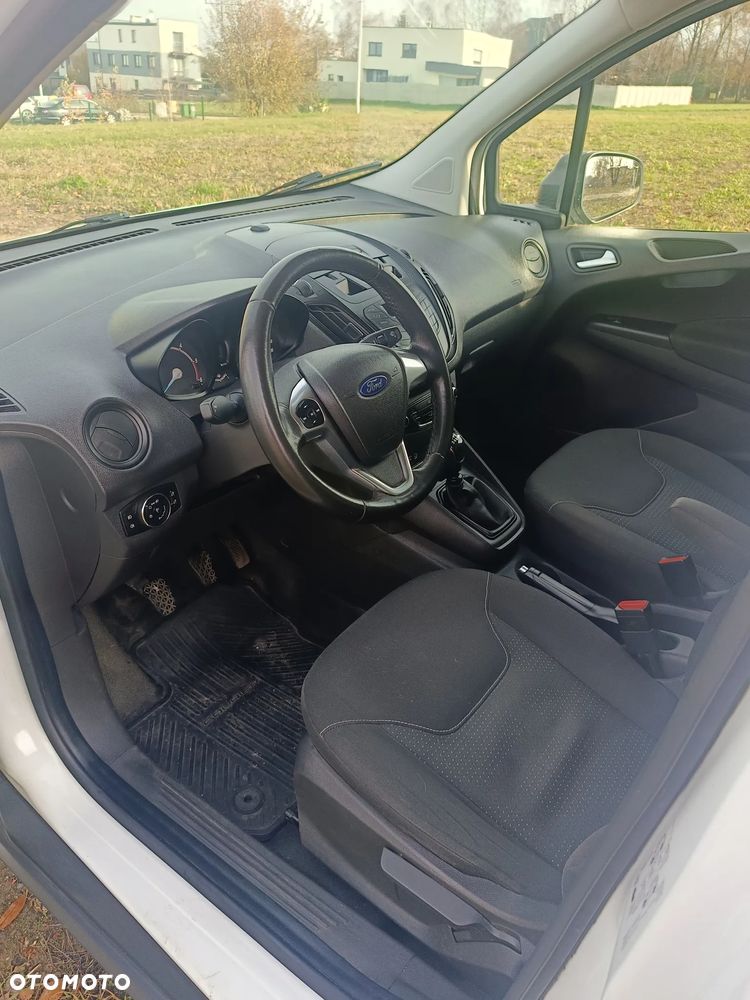 Ford Courier - 7