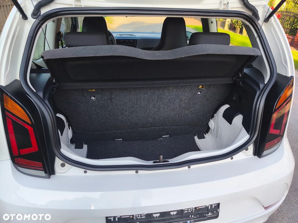 Volkswagen up! club - 15