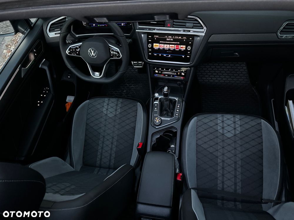 Volkswagen Tiguan 2.0 TSI 4Mot R-Line DSG - 29