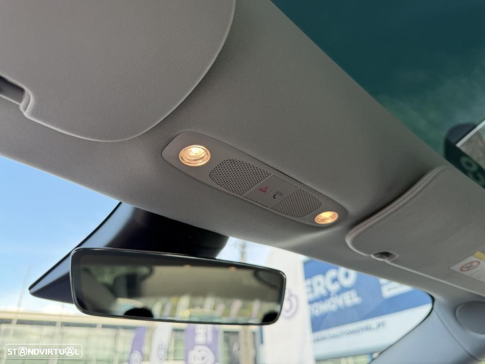 Tesla Model 3 Long-Range Dual Motor AWD - 23