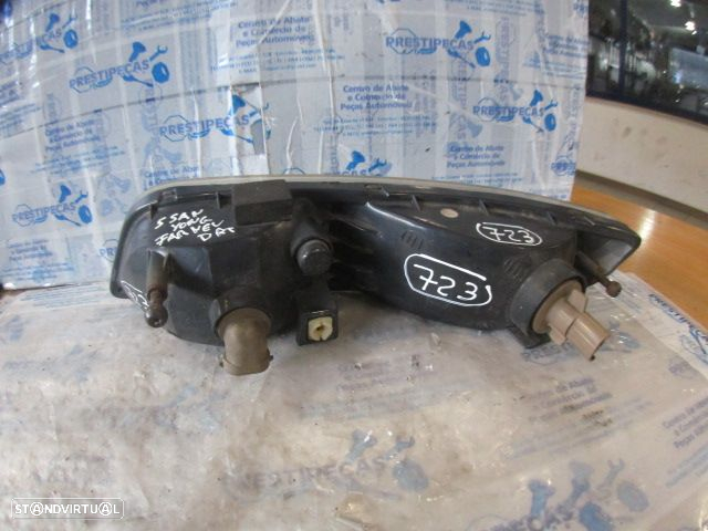 Farol Nevoeiro Farnev723 SSANGYONG REXTON 2005 2.7XDI 165CV 5P CINZA DRT - 2