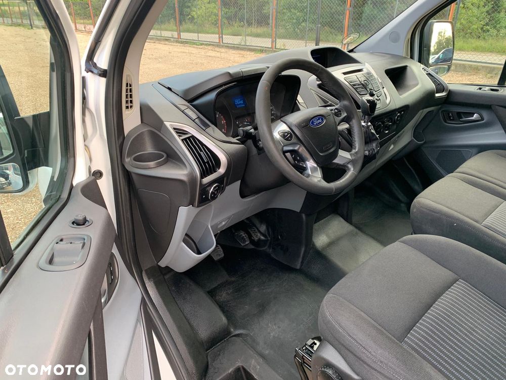 Ford Transit Custom - 27