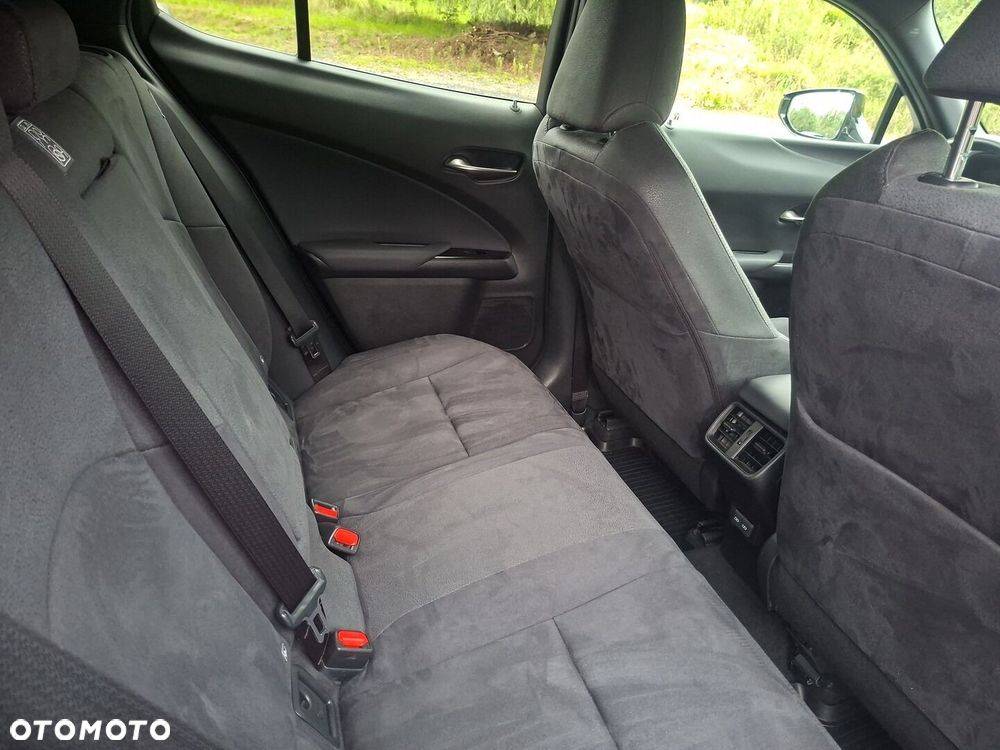Lexus UX 250h GPF Business 2WD - 10