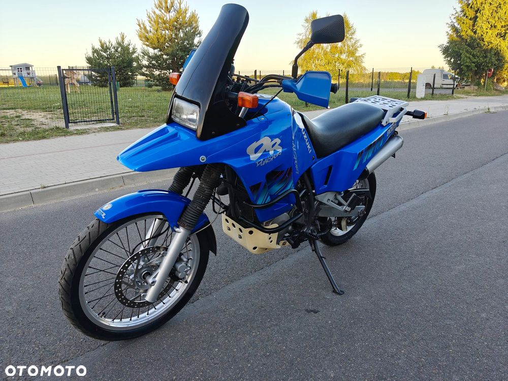 Suzuki DR - 1