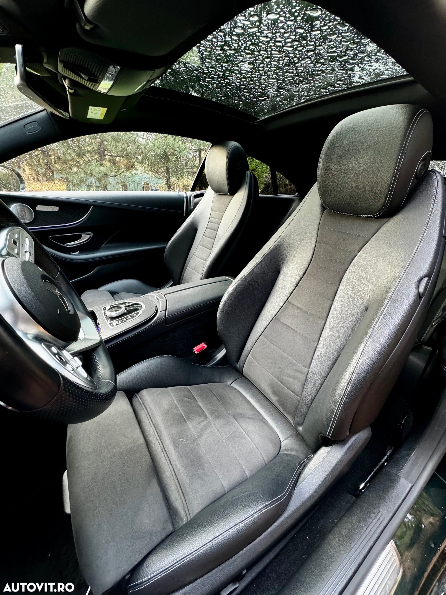 Mercedes-Benz E 300 d Cabrio - 13
