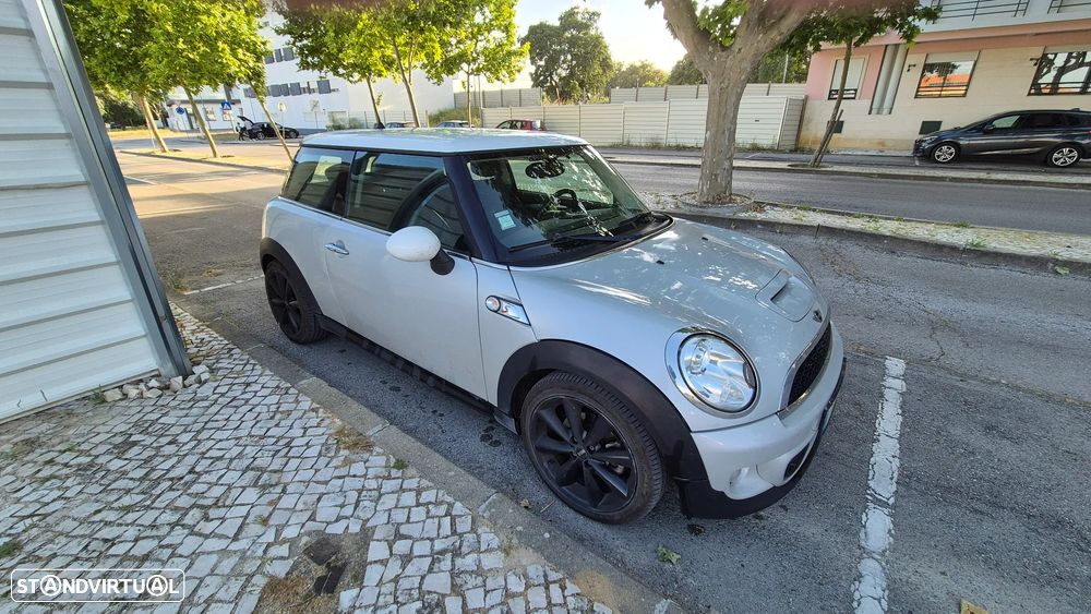 MINI 3 Portas Cooper SD - 2