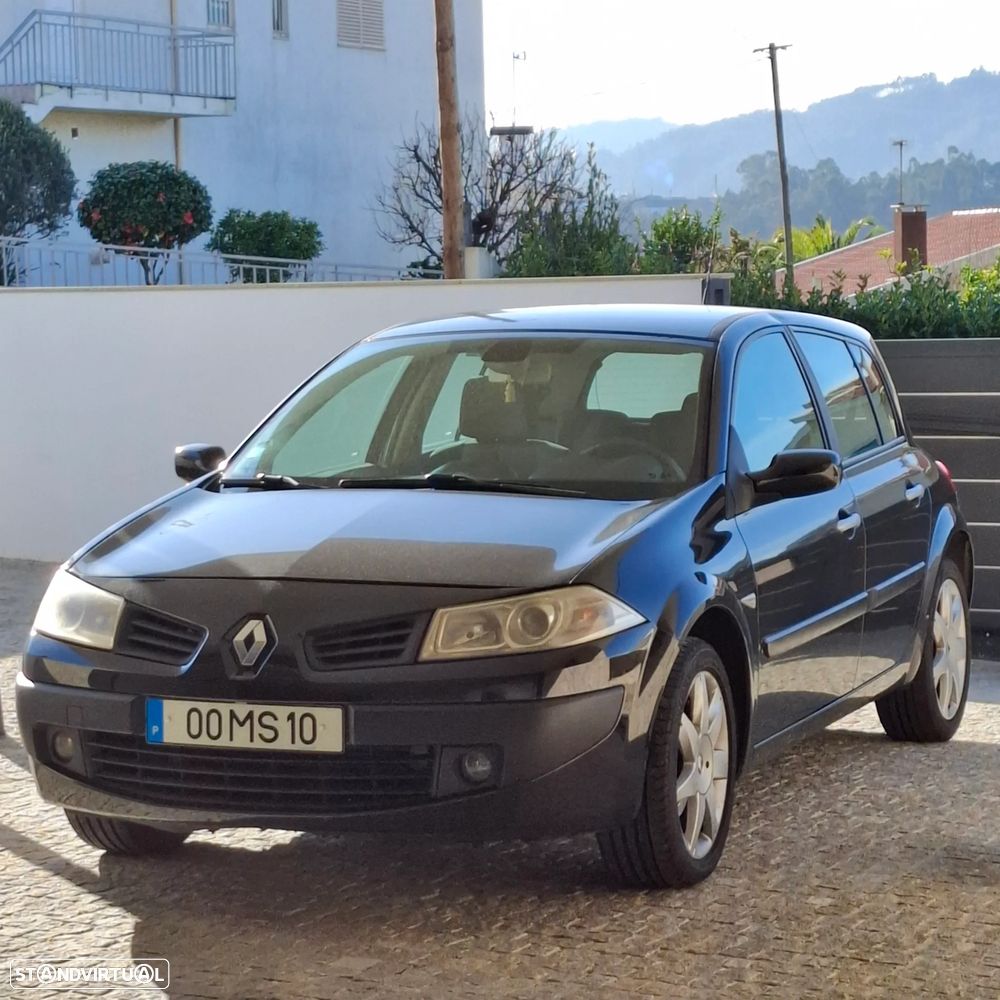 Renault Mégane 1.5 dCi Dynamique - 1
