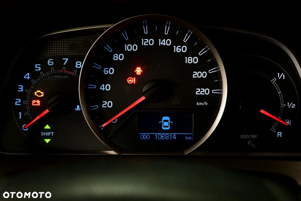 Toyota RAV4 2.0 Prestige 4x4 - 27