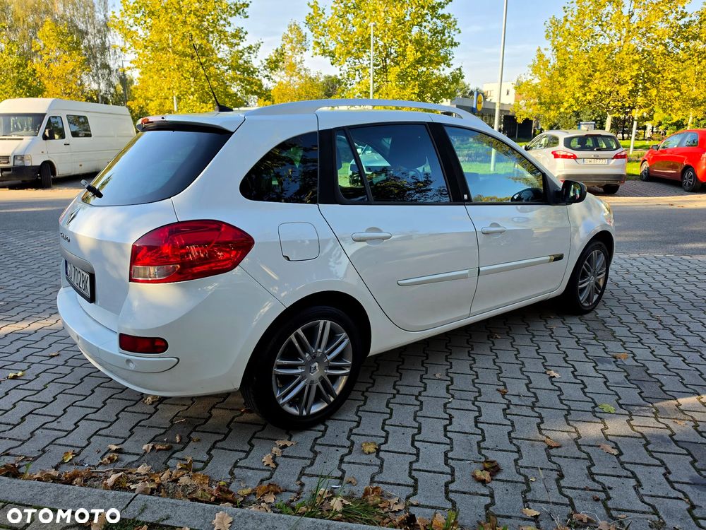 Renault Clio - 13