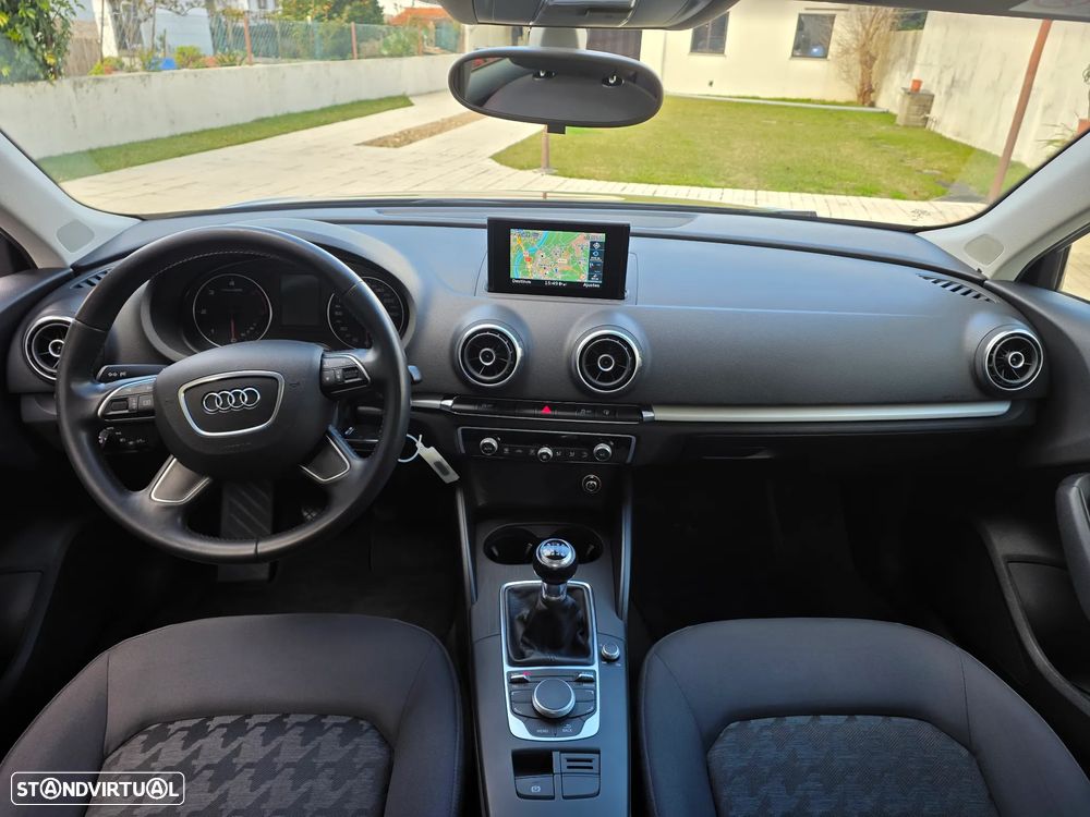Audi A3 Sportback 1.6 TDI Advance Ultra - 19