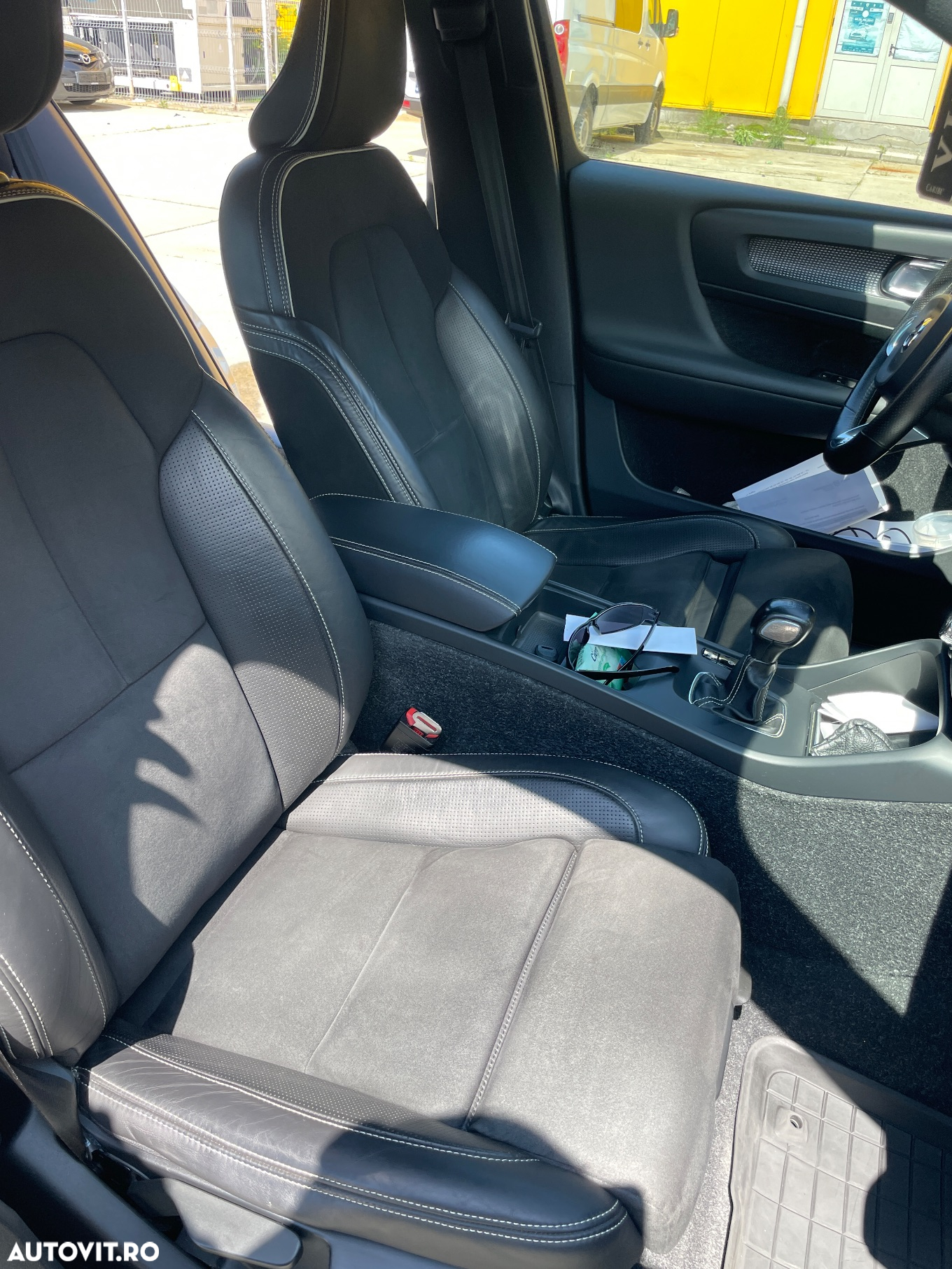 Volvo XC 40 D3 AWD R-Design - 6