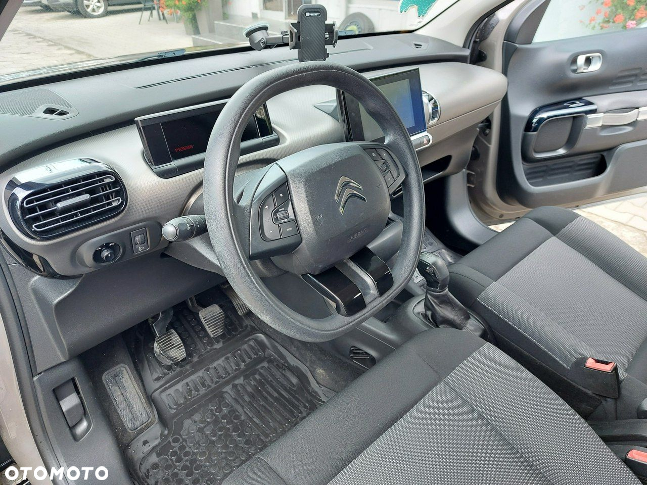 Citroën C4 Cactus - 13