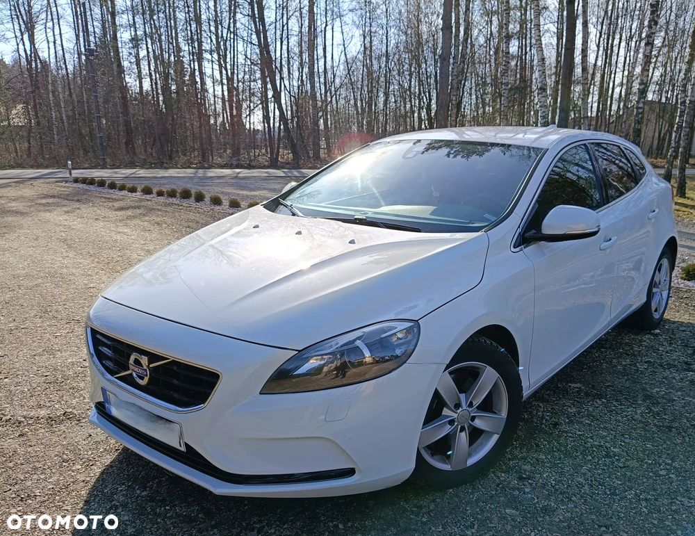 Volvo V40 - 2