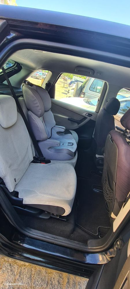 Citroën C4 Picasso - 10