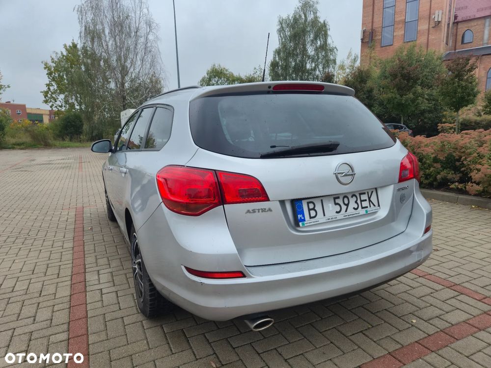 Opel Astra - 10