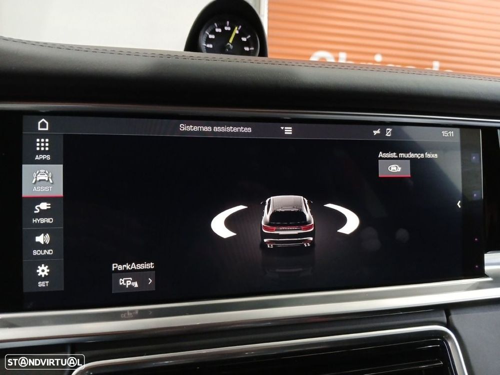 Porsche Panamera Sport Turismo 4 E-Hybrid - 25