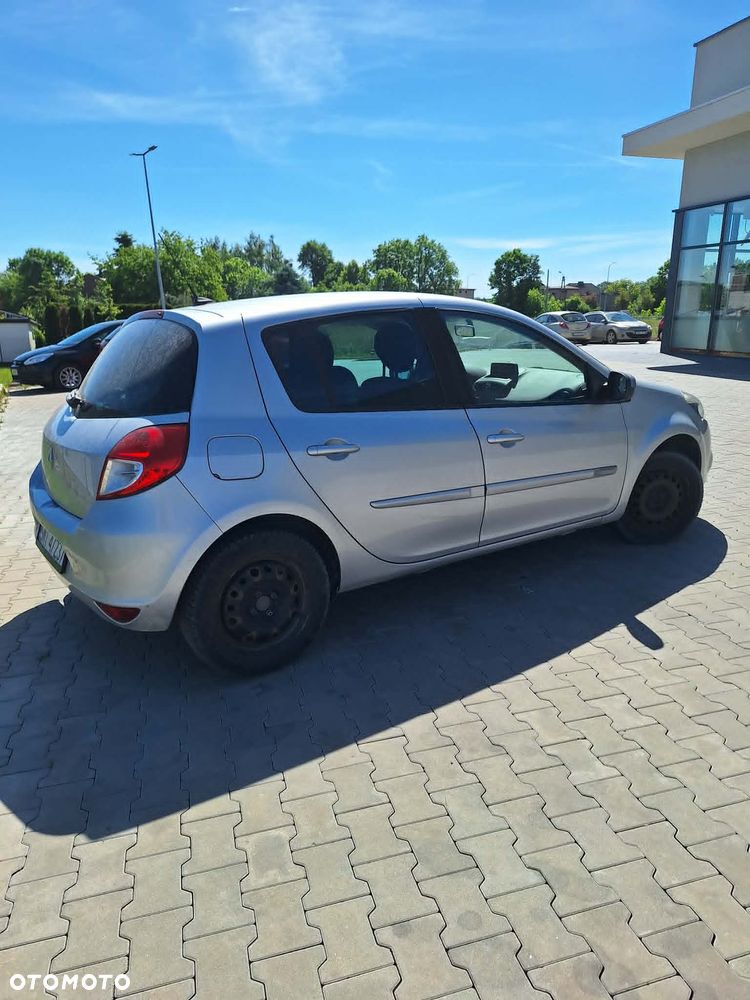 Renault Clio - 3