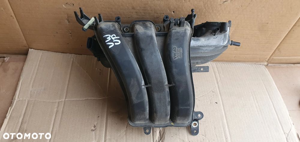 Kolektor ssący VW UP 1.0 MPI 04C133201H 04C133223H - 6
