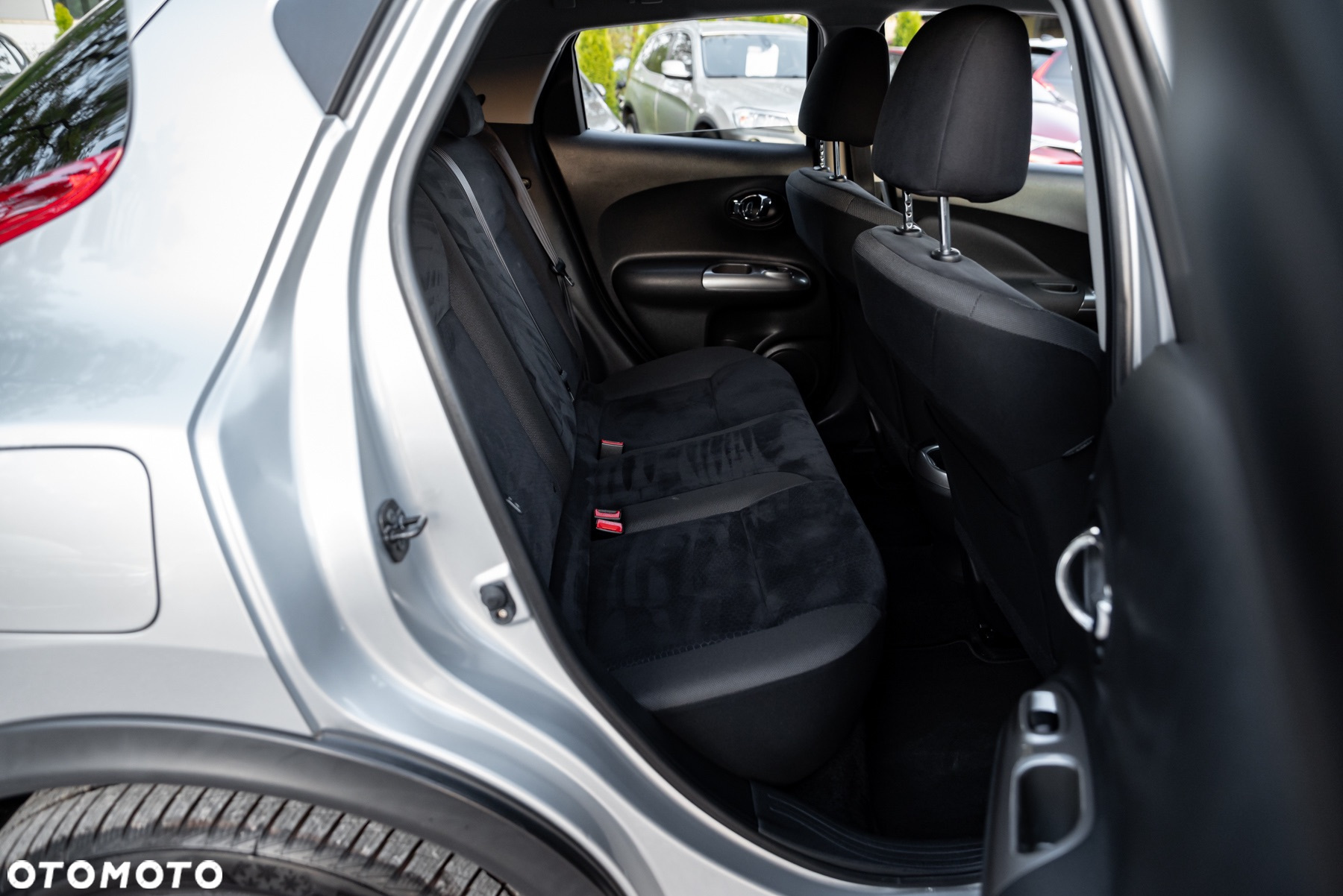 Nissan Juke 1.6 T Tekna 4x4 - 21