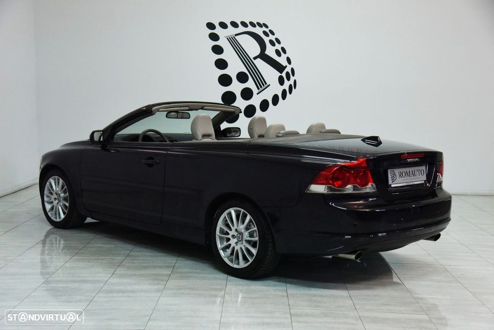 Volvo C70 2.4 D5 Momentum Geartronic - 16