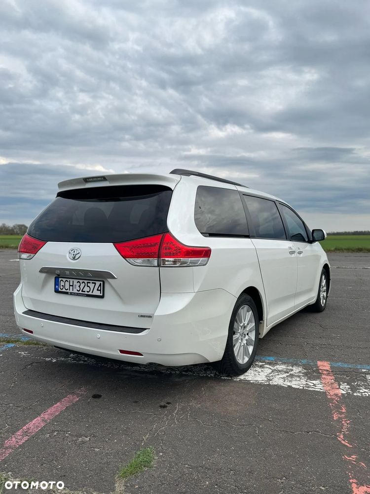 Toyota Sienna 3.5 V6 Limited AWD - 4